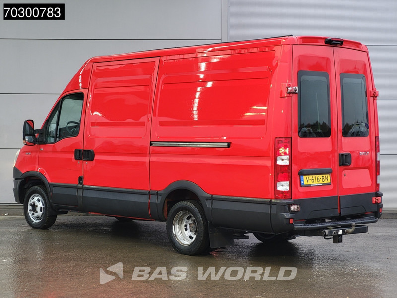 Iveco Daily 35C15 3.0L Luchtvering 2x Schuifdeur Dubbellucht L2H2 3,5t Trekhaak Cruise Parkeersensoren Euro6 L2 Trekhaak Cruise control - Βαν: φωτογραφία 2 Iveco Daily 35C15 3.0L Luchtvering 2x Schuifdeur Dubbellucht L2H2 3,5t Trekhaak Cruise Parkeersensoren Euro6 L2 Trekhaak Cruise control - Βαν: φωτογραφία 2