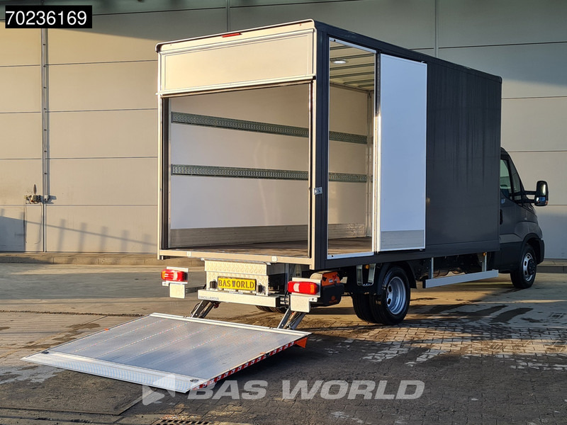 Iveco Daily 35C18 2025 MODEL Automaat 1000kg Laadklep ACC Navi Airco Zijdeur Bakwagen Meubelbak Koffer 21m3 Airco - Επαγγελματικό αυτοκίνητο κόφα: φωτογραφία 3 Iveco Daily 35C18 2025 MODEL Automaat 1000kg Laadklep ACC Navi Airco Zijdeur Bakwagen Meubelbak Koffer 21m3 Airco - Επαγγελματικό αυτοκίνητο κόφα: φωτογραφία 3