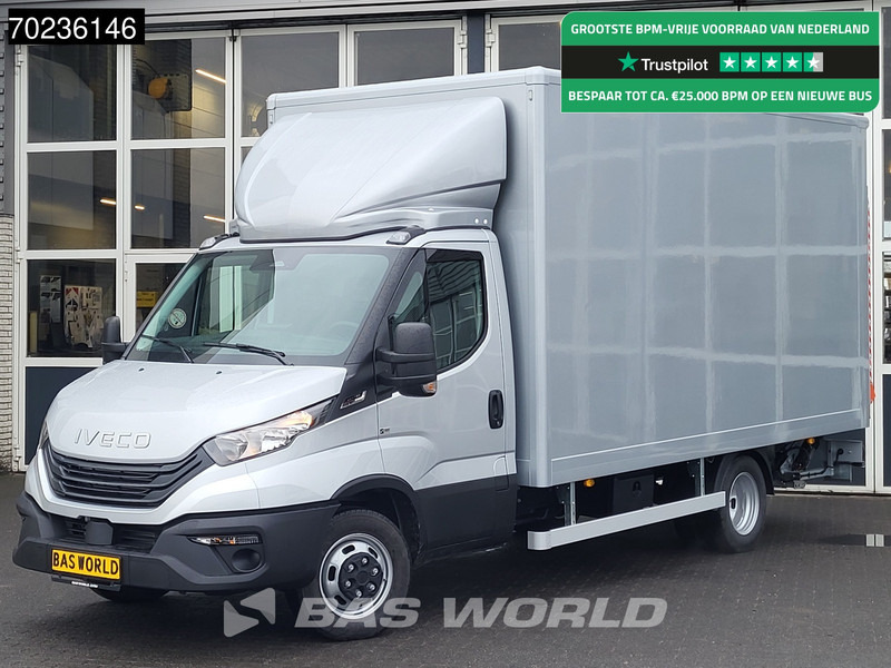 Iveco Daily 35C18 2025 MODEL Automaat 1000kg Laadklep ACC Navi Airco Zijdeur Bakwagen Meubelbak Koffer 22m3 Airco - Επαγγελματικό αυτοκίνητο κόφα: φωτογραφία 1 Iveco Daily 35C18 2025 MODEL Automaat 1000kg Laadklep ACC Navi Airco Zijdeur Bakwagen Meubelbak Koffer 22m3 Airco - Επαγγελματικό αυτοκίνητο κόφα: φωτογραφία 1