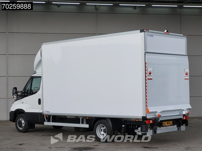 Iveco Daily 35C18 3.0L Automaat Luchtvering Laadklep Zijdeur Dubbellucht Bakwagen 180PK LED Airco Cruise Camera Lat om Lat D'Hollandia Euro6 - Επαγγελματικό αυτοκίνητο κόφα: φωτογραφία 2 Iveco Daily 35C18 3.0L Automaat Luchtvering Laadklep Zijdeur Dubbellucht Bakwagen 180PK LED Airco Cruise Camera Lat om Lat D'Hollandia Euro6 - Επαγγελματικό αυτοκίνητο κόφα: φωτογραφία 2