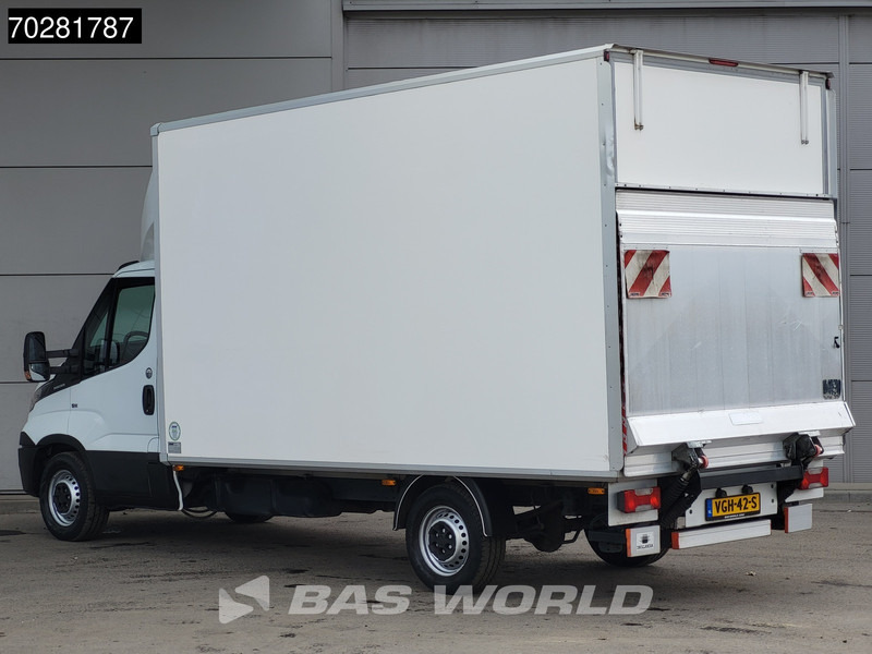 Iveco Daily 35S18 3.0L Laadklep Bakwagen Airco Lat om Lat Euro6 Meubelbak Koffer 20m3 Airco - Επαγγελματικό αυτοκίνητο κόφα: φωτογραφία 2 Iveco Daily 35S18 3.0L Laadklep Bakwagen Airco Lat om Lat Euro6 Meubelbak Koffer 20m3 Airco - Επαγγελματικό αυτοκίνητο κόφα: φωτογραφία 2