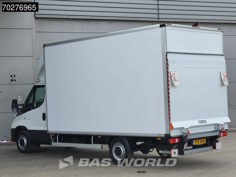 Iveco Daily 35S18 Automaat Bakwagen Laadklep Zijdeur ACC LED Camera Lat om Lat Airco Cruise Meubelbak Koffer 21m3 Airco - Επαγγελματικό αυτοκίνητο κόφα: φωτογραφία 2 Iveco Daily 35S18 Automaat Bakwagen Laadklep Zijdeur ACC LED Camera Lat om Lat Airco Cruise Meubelbak Koffer 21m3 Airco - Επαγγελματικό αυτοκίνητο κόφα: φωτογραφία 2