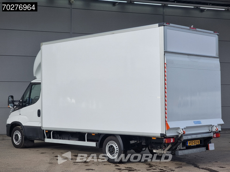 Iveco Daily 35S18 Automaat Bakwagen Laadklep Zijdeur ACC LED Camera Lat om Lat Airco Cruise Meubelbak Koffer 22m3 Airco - Επαγγελματικό αυτοκίνητο κόφα: φωτογραφία 2 Iveco Daily 35S18 Automaat Bakwagen Laadklep Zijdeur ACC LED Camera Lat om Lat Airco Cruise Meubelbak Koffer 22m3 Airco - Επαγγελματικό αυτοκίνητο κόφα: φωτογραφία 2
