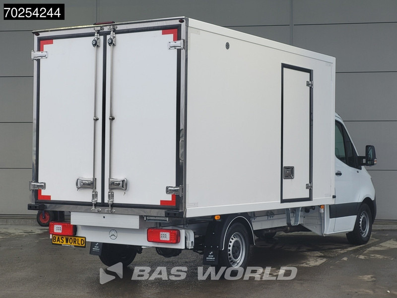 Mercedes-Benz Sprinter 315 CDI Koelwagen Thermo King V-300max 230V stekker Bakwagen Koel Kühlwagen 16m3 Airco Cruise control - Επαγγελματικό αυτοκίνητο ψυγείο: φωτογραφία 5 Mercedes-Benz Sprinter 315 CDI Koelwagen Thermo King V-300max 230V stekker Bakwagen Koel Kühlwagen 16m3 Airco Cruise control - Επαγγελματικό αυτοκίνητο ψυγείο: φωτογραφία 5