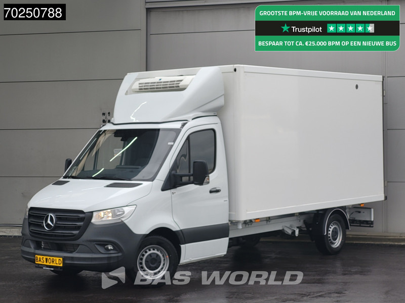 Mercedes-Benz Sprinter 317 CDI Koelwagen Automaat Zijdeur 2025-Model Thermo King V-300max 230v-Stekker 170PK Airco Cruise MBUX CarPlay Euro6 Koel Koele - Επαγγελματικό αυτοκίνητο ψυγείο: φωτογραφία 1 Mercedes-Benz Sprinter 317 CDI Koelwagen Automaat Zijdeur 2025-Model Thermo King V-300max 230v-Stekker 170PK Airco Cruise MBUX CarPlay Euro6 Koel Koele - Επαγγελματικό αυτοκίνητο ψυγείο: φωτογραφία 1
