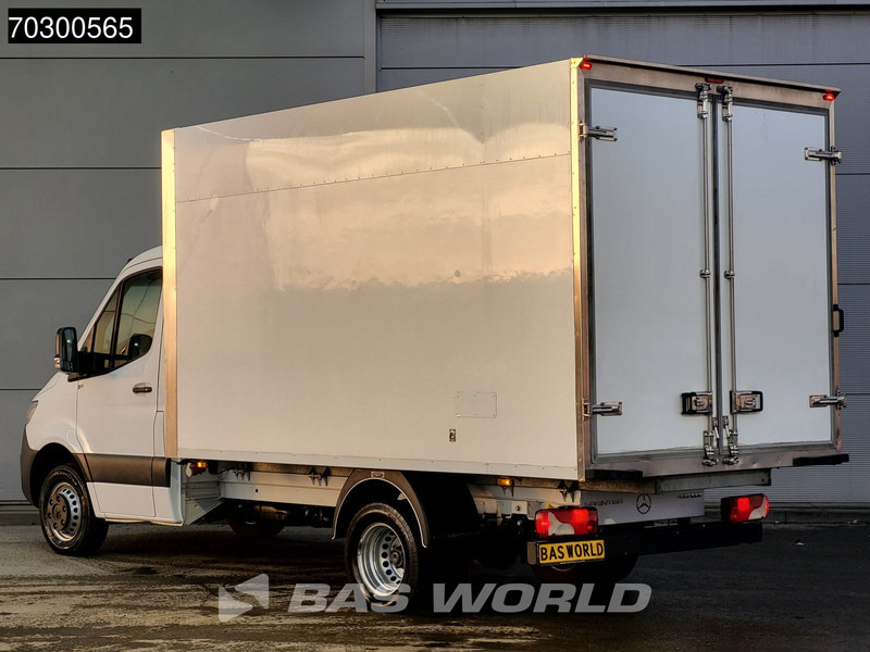 Mercedes-Benz Sprinter 515 CDI Bi-Temp Koelwagen Vriezer Achterdeuren Zijdeur Dubbellucht Carrier Xarios 5 380V Stekker 150PK Airco MBUX CarPlay Euro6 - Επαγγελματικό αυτοκίνητο ψυγείο: φωτογραφία 2 Mercedes-Benz Sprinter 515 CDI Bi-Temp Koelwagen Vriezer Achterdeuren Zijdeur Dubbellucht Carrier Xarios 5 380V Stekker 150PK Airco MBUX CarPlay Euro6 - Επαγγελματικό αυτοκίνητο ψυγείο: φωτογραφία 2
