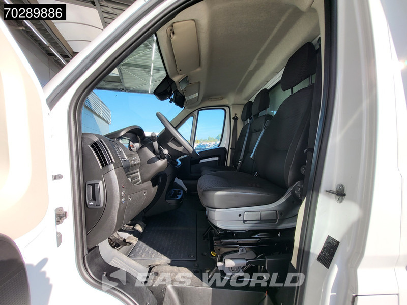 Επαγγελματικό αυτοκίνητο κόφα Opel Movano 165PK Laadklep Zijdeur Bakwagen Airco Cruise Camera Standkachel Euro6 Meubelbak Koffer 16m3 Airco Cruise control: φωτογραφία 12 Επαγγελματικό αυτοκίνητο κόφα Opel Movano 165PK Laadklep Zijdeur Bakwagen Airco Cruise Camera Standkachel Euro6 Meubelbak Koffer 16m3 Airco Cruise control: φωτογραφία 12