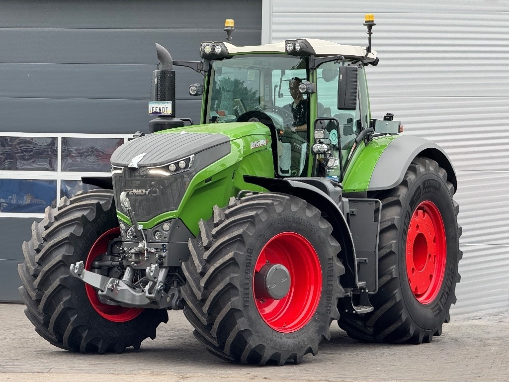 Fendt 1050 - Τρακτέρ: φωτογραφία 1 Fendt 1050 - Τρακτέρ: φωτογραφία 1