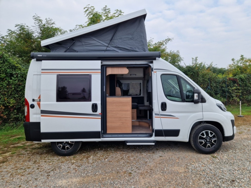 Weinsberg Carabus 540 MQ Edition Fire - Αυτοκινούμενο βαν: φωτογραφία 3 Weinsberg Carabus 540 MQ Edition Fire - Αυτοκινούμενο βαν: φωτογραφία 3