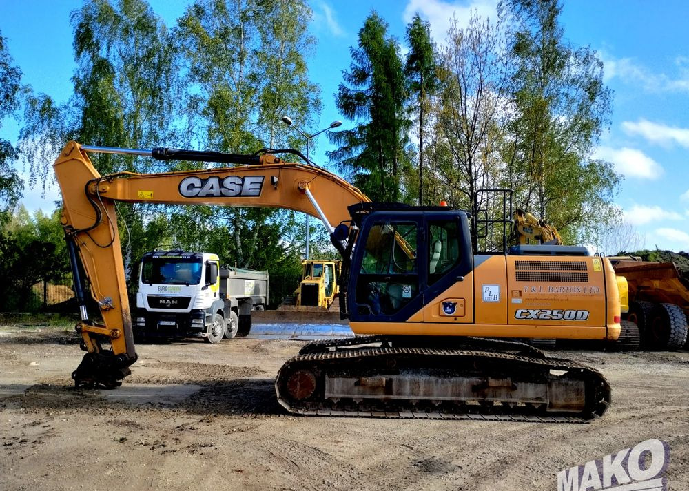 Komatsu CX 250 D - Ερπυστριοφόρος εκσκαφέας: φωτογραφία 1 Komatsu CX 250 D - Ερπυστριοφόρος εκσκαφέας: φωτογραφία 1