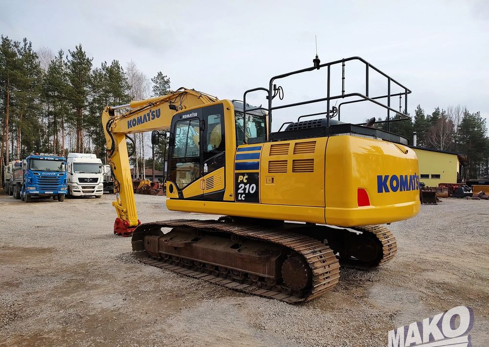 Komatsu PC210 LC-10 - Ερπυστριοφόρος εκσκαφέας: φωτογραφία 3 Komatsu PC210 LC-10 - Ερπυστριοφόρος εκσκαφέας: φωτογραφία 3