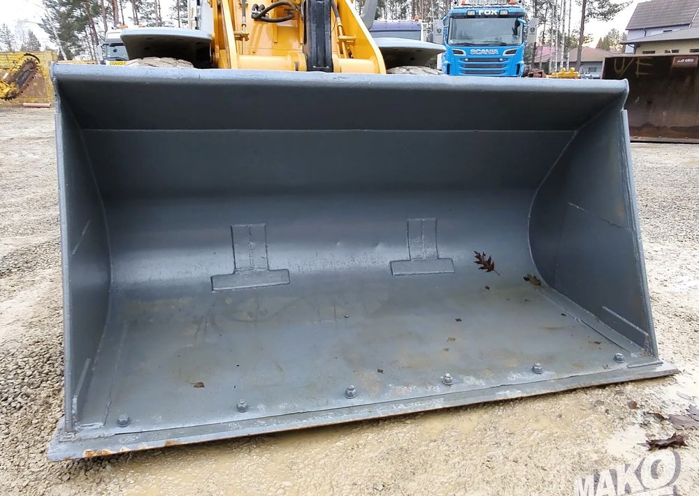 Ελαστιχοφόρος φορτωτής Liebherr L534: φωτογραφία 8