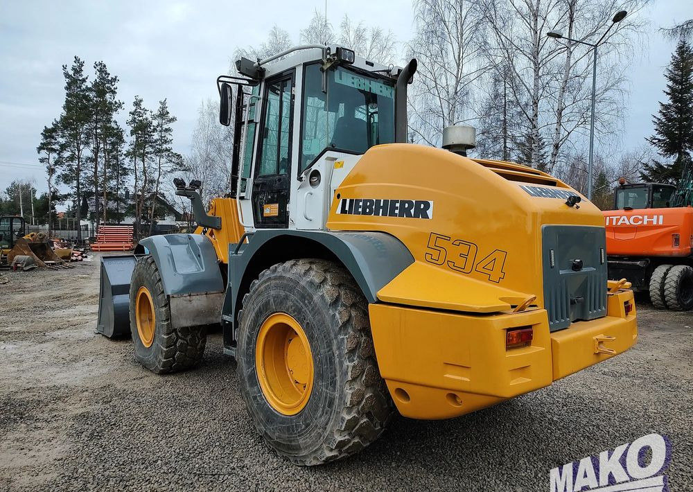 Liebherr L534 - Ελαστιχοφόρος φορτωτής: φωτογραφία 3 Liebherr L534 - Ελαστιχοφόρος φορτωτής: φωτογραφία 3