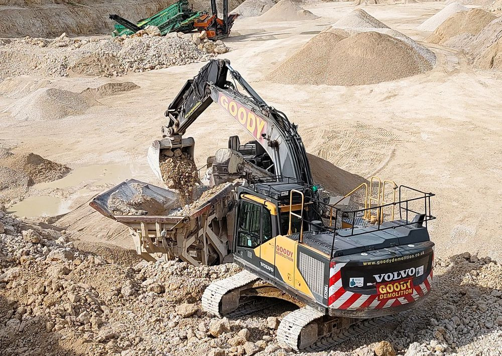 Volvo EC 250 EL - Ερπυστριοφόρος εκσκαφέας: φωτογραφία 4 Volvo EC 250 EL - Ερπυστριοφόρος εκσκαφέας: φωτογραφία 4
