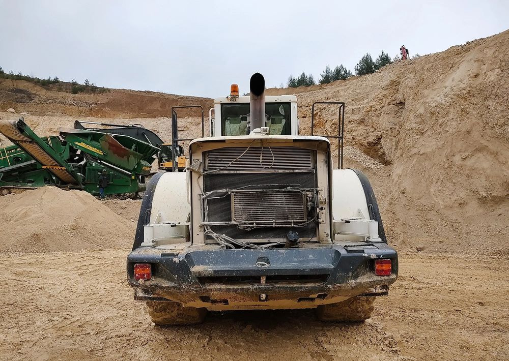 Volvo L180E - Ελαστιχοφόρος φορτωτής: φωτογραφία 4 Volvo L180E - Ελαστιχοφόρος φορτωτής: φωτογραφία 4