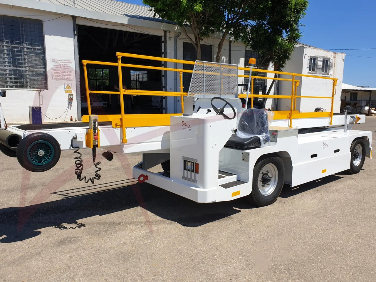 CHARLATTE CBL2000D - Μεταφορική ταινία αεροσκαφών: φωτογραφία 2 CHARLATTE CBL2000D - Μεταφορική ταινία αεροσκαφών: φωτογραφία 2