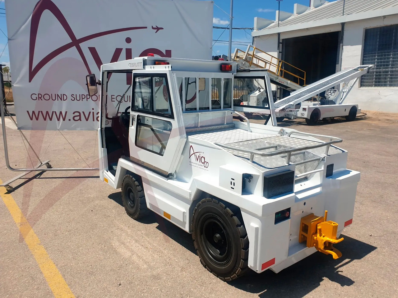 CHARLATTE T135 - Ελκυστήρας αποσκευών: φωτογραφία 2 CHARLATTE T135 - Ελκυστήρας αποσκευών: φωτογραφία 2