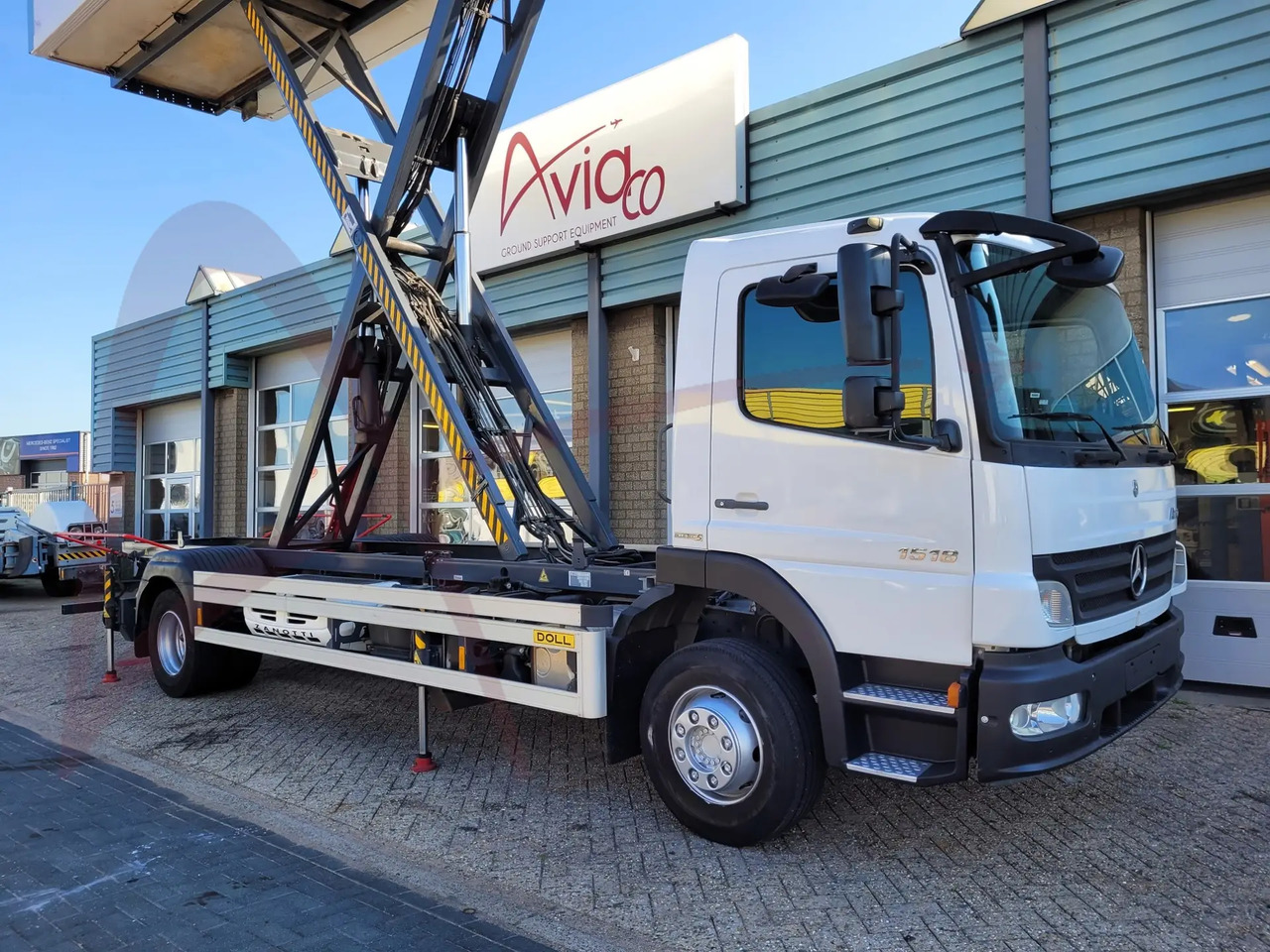 DOLL X-CAT U79.15S045.00 - Όχημα τροφοδοσίας: φωτογραφία 3 DOLL X-CAT U79.15S045.00 - Όχημα τροφοδοσίας: φωτογραφία 3