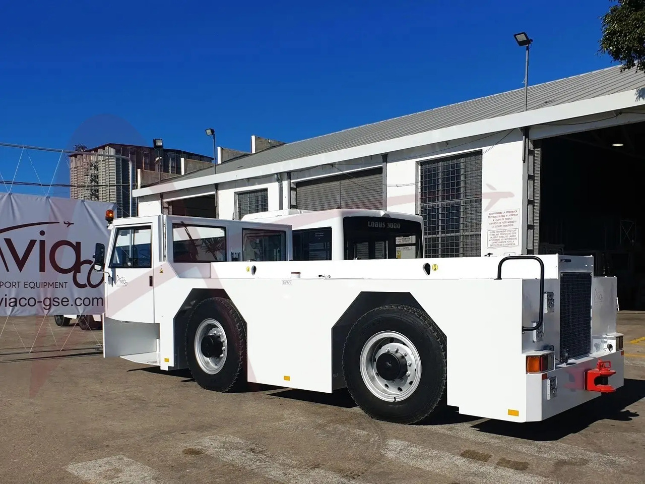 SCHOPF F180 - Ελκυστήρας αεροσκαφών: φωτογραφία 2 SCHOPF F180 - Ελκυστήρας αεροσκαφών: φωτογραφία 2