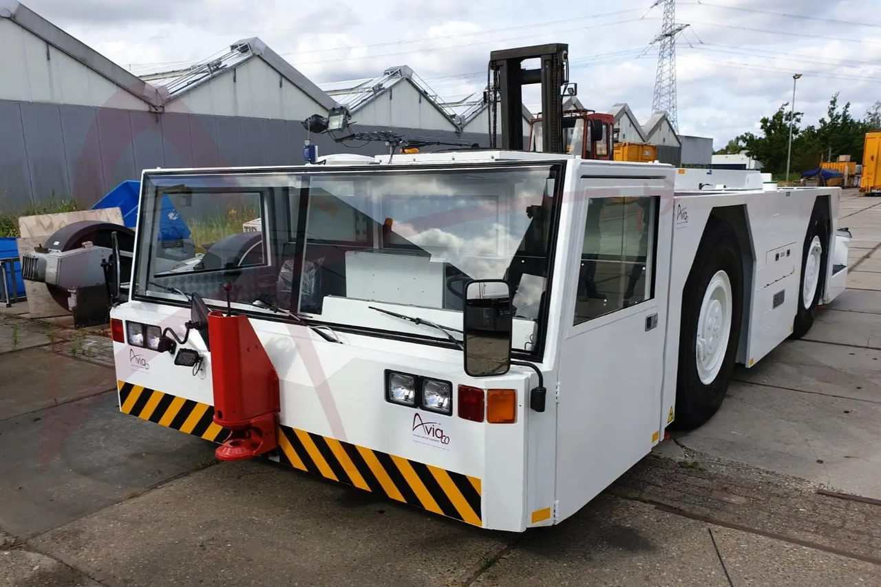 SCHOPF F396E - Ελκυστήρας αεροσκαφών: φωτογραφία 5 SCHOPF F396E - Ελκυστήρας αεροσκαφών: φωτογραφία 5