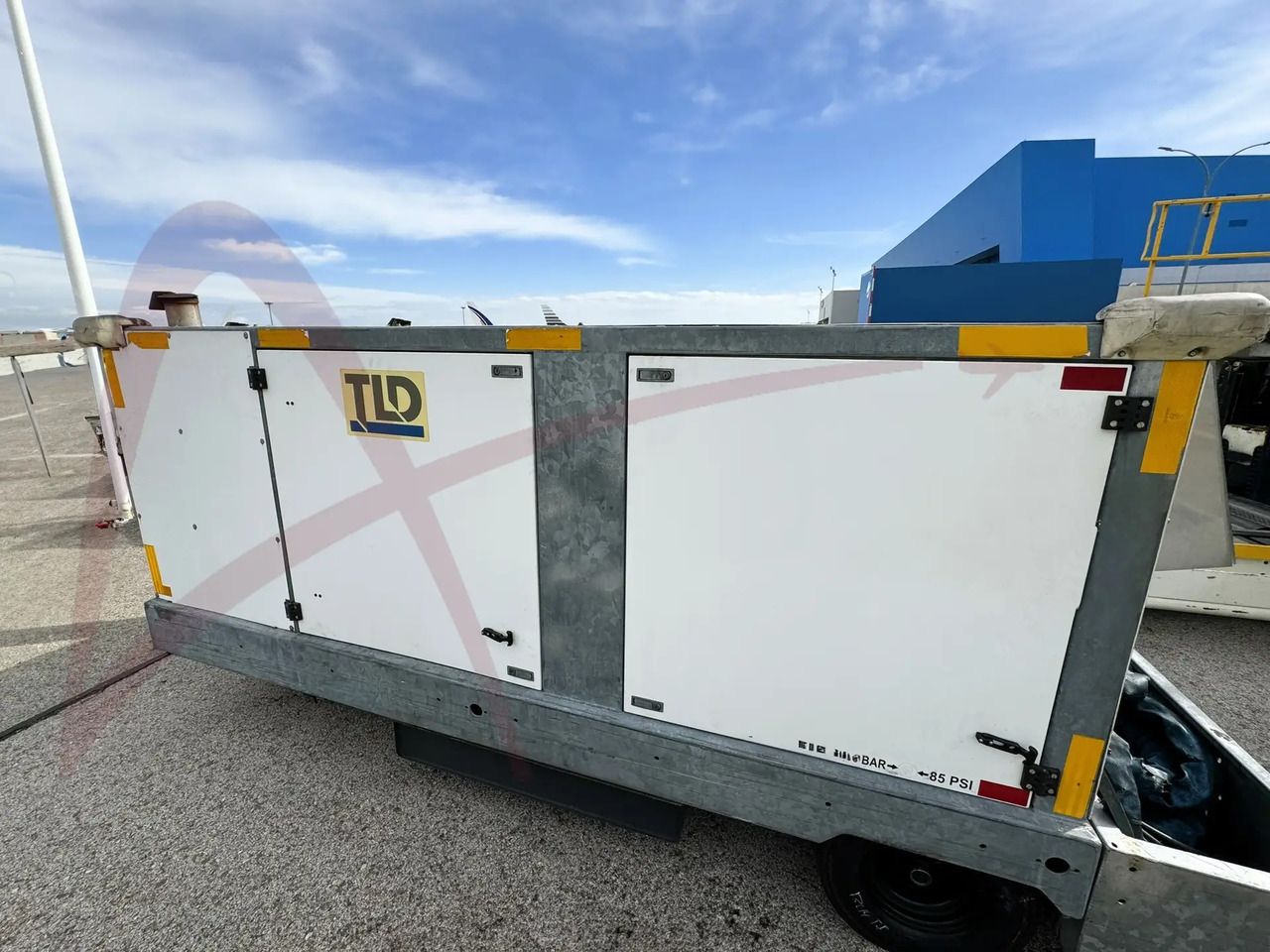 TLD GPU-4120-T-CUP-28 - Επίγεια μονάδα ισχύος: φωτογραφία 1 TLD GPU-4120-T-CUP-28 - Επίγεια μονάδα ισχύος: φωτογραφία 1