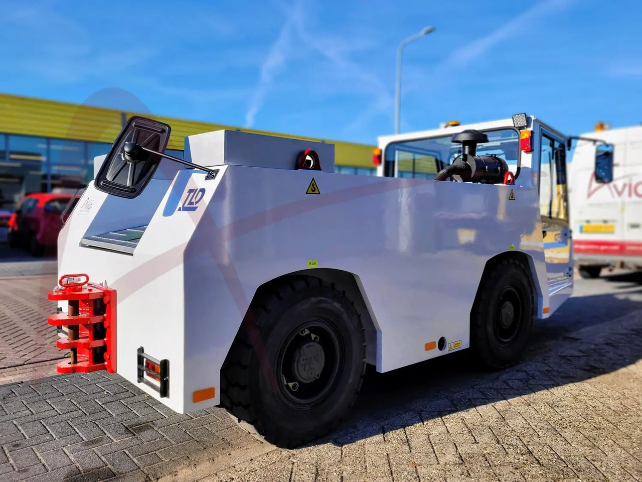 TLD TMX-100 - Ελκυστήρας αεροσκαφών: φωτογραφία 2 TLD TMX-100 - Ελκυστήρας αεροσκαφών: φωτογραφία 2
