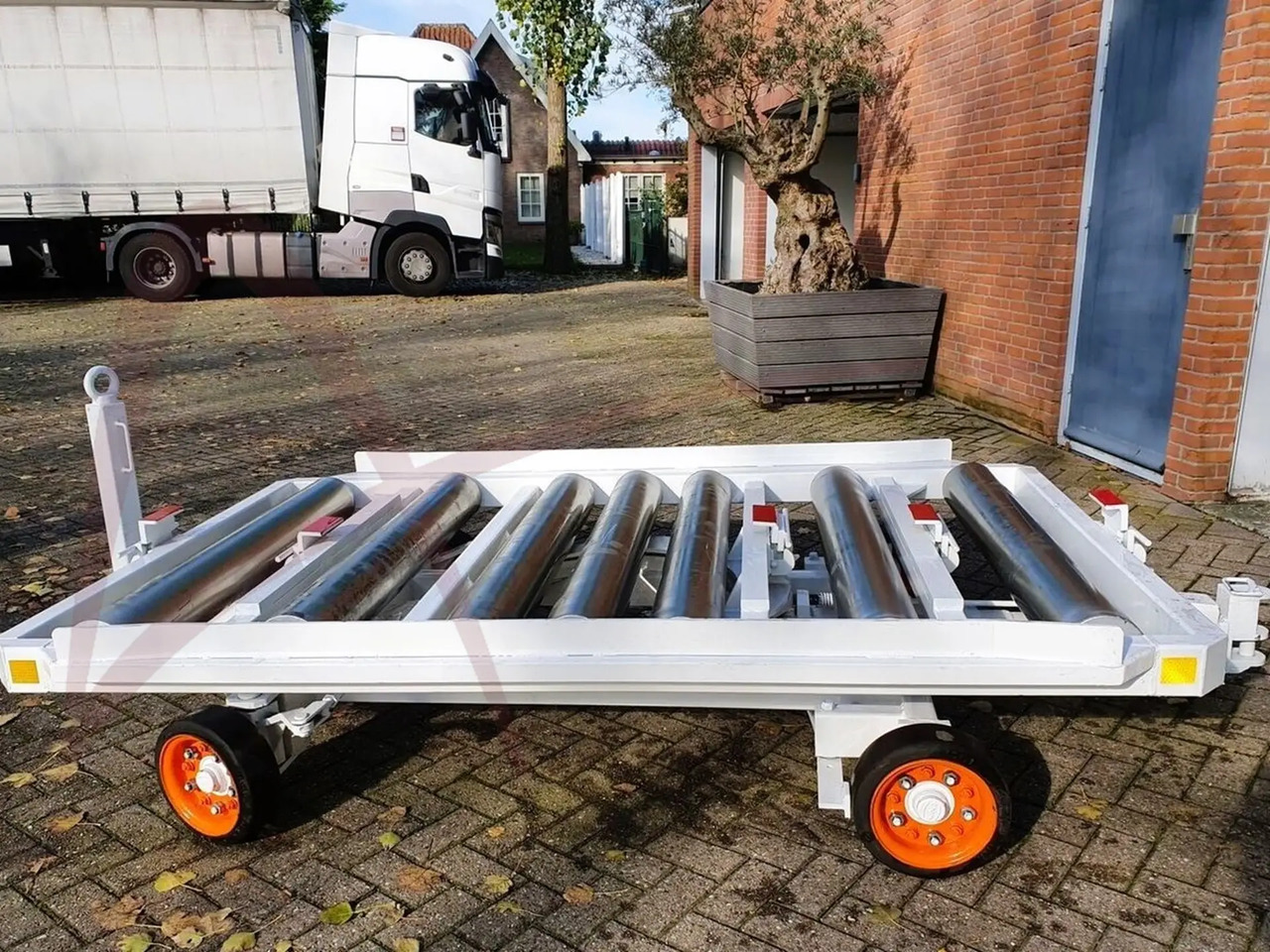 YUMBO CPR - Εξοπλισμός επίγειας εξυπηρέτησης: φωτογραφία 3 YUMBO CPR - Εξοπλισμός επίγειας εξυπηρέτησης: φωτογραφία 3