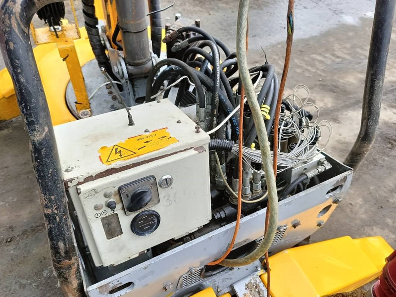 Ερπυστριοφόρος εκσκαφέας Brokk 90 husqvarna robot remote excavator digger: φωτογραφία 14