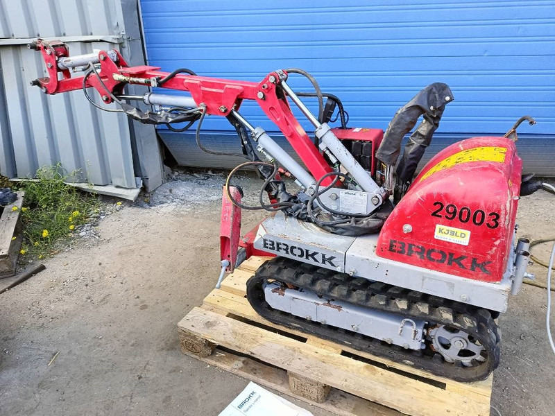 Brokk mini cut 40 demolition robot remote controlled - Ερπυστριοφόρος εκσκαφέας: φωτογραφία 2 Brokk mini cut 40 demolition robot remote controlled - Ερπυστριοφόρος εκσκαφέας: φωτογραφία 2