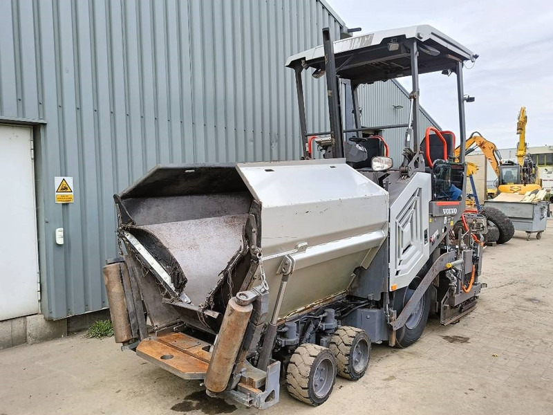 Volvo P 2870 D paver finisher asfaltmachine 2020 - Διαστρωτήρας ασφάλτου: φωτογραφία 2 Volvo P 2870 D paver finisher asfaltmachine 2020 - Διαστρωτήρας ασφάλτου: φωτογραφία 2