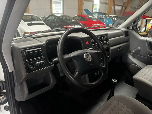 VW T4 Caravelle 2.5 TDI Syncro Sperre 1. Hand! - Αυτοκίνητο: φωτογραφία 5 VW T4 Caravelle 2.5 TDI Syncro Sperre 1. Hand! - Αυτοκίνητο: φωτογραφία 5