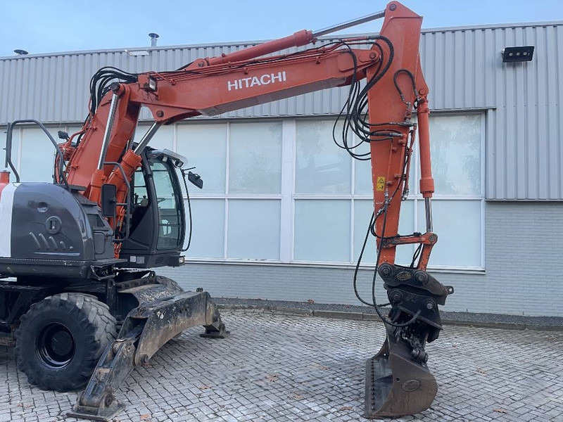 Τροχοφόρος εκσκαφέας Hitachi ZX 140 W-3: φωτογραφία 18 Τροχοφόρος εκσκαφέας Hitachi ZX 140 W-3: φωτογραφία 18