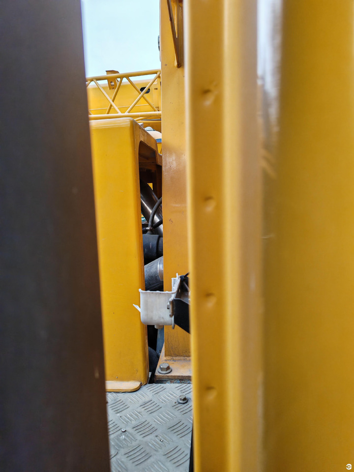 Τηλεσκοπικός γερανός XCMG 2020 certified used 60ton truck crane XCT60_Y price: φωτογραφία 6 Τηλεσκοπικός γερανός XCMG 2020 certified used 60ton truck crane XCT60_Y price: φωτογραφία 6