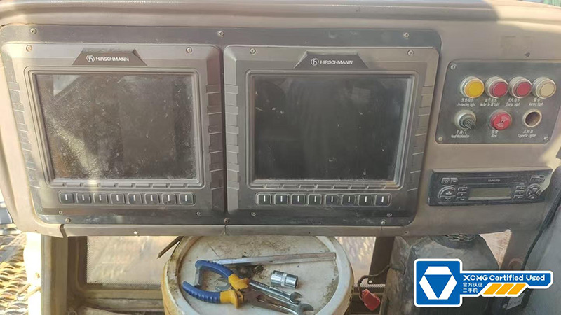 XCMG 500 tons 2016 XGC500 used lift machine crane with crawler for sale - Ερπυστριοφόρος γερανός: φωτογραφία 3 XCMG 500 tons 2016 XGC500 used lift machine crane with crawler for sale - Ερπυστριοφόρος γερανός: φωτογραφία 3