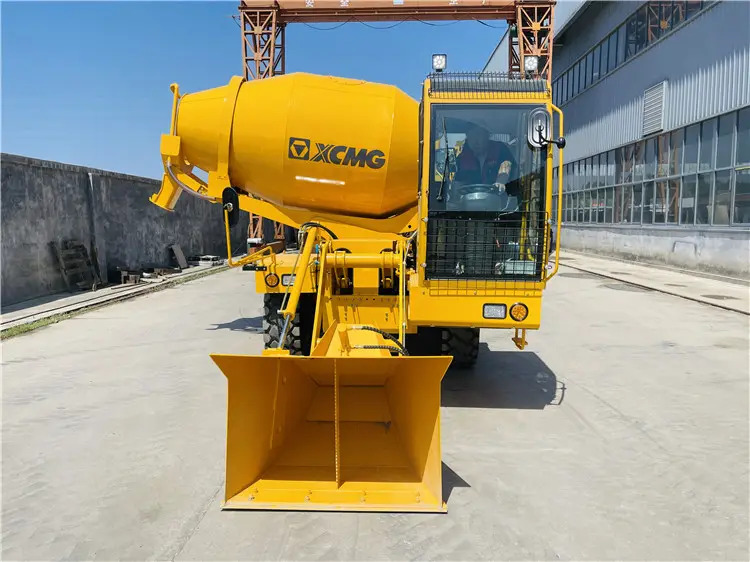 XCMG Official 4 cubic meters Self Loading Rough Terrain Concrete Mixers for Sale - Μπετονιέρα φορτηγό: φωτογραφία 3 XCMG Official 4 cubic meters Self Loading Rough Terrain Concrete Mixers for Sale - Μπετονιέρα φορτηγό: φωτογραφία 3
