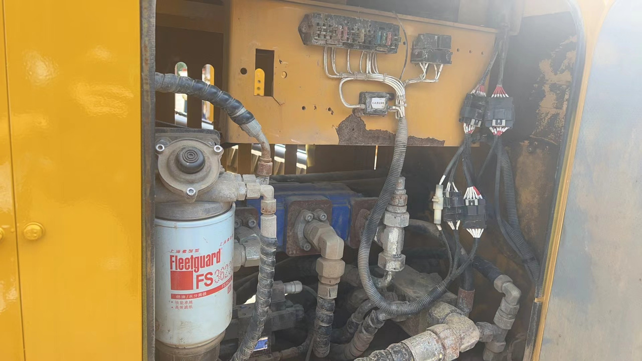 XCMG Official Used Horizontal Directional Drilling Machine XZ320D Hot Sale - Μηχάνημα διάτρησης οριζόντιος: φωτογραφία 5 XCMG Official Used Horizontal Directional Drilling Machine XZ320D Hot Sale - Μηχάνημα διάτρησης οριζόντιος: φωτογραφία 5