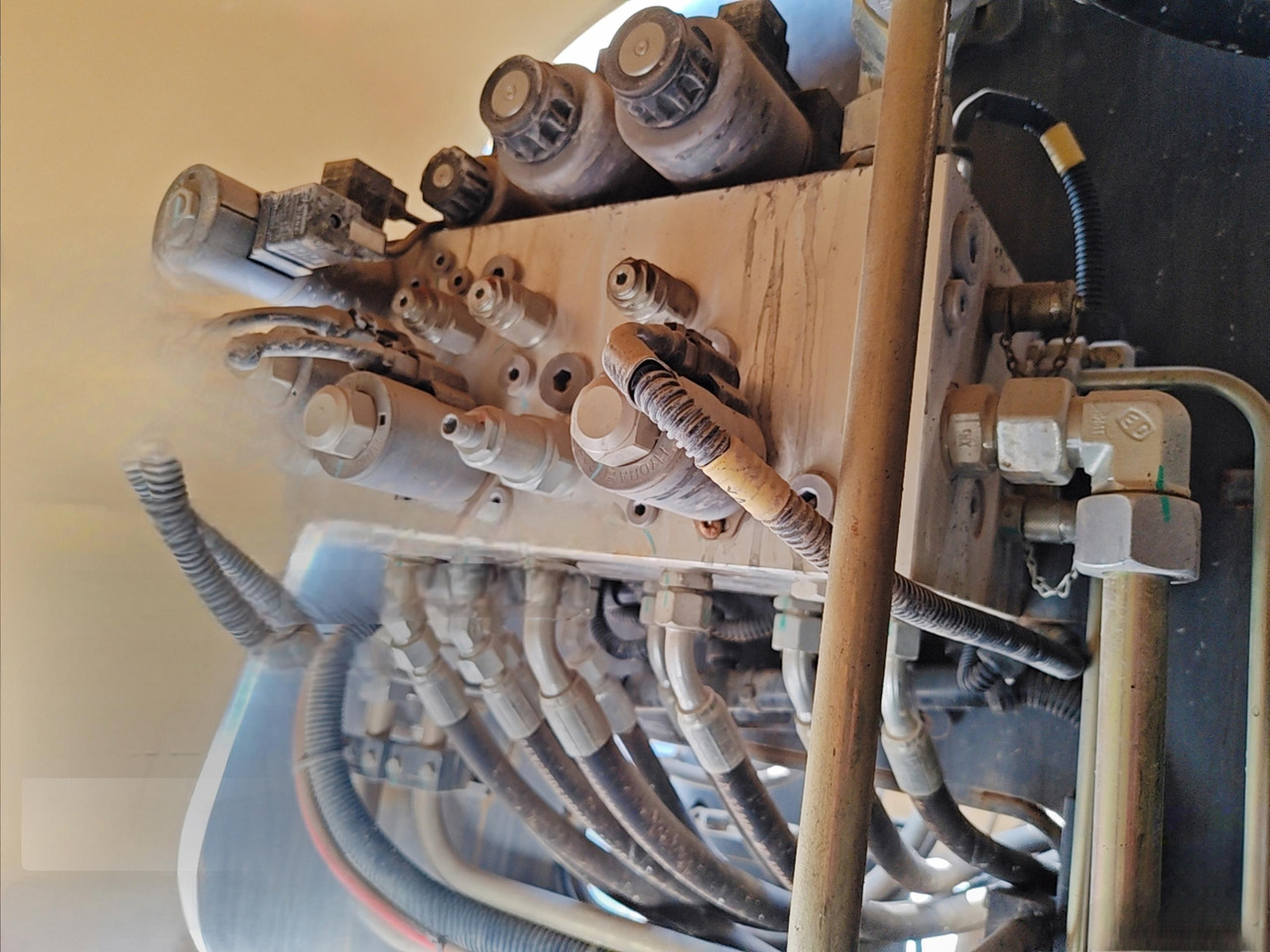 XCMG Official Used Self Propelled Aerial Work Platform 28m XGS28 Hydraulic Lift Cherry Picker - Τηλεσκοπικό ανυψωτικό: φωτογραφία 2 XCMG Official Used Self Propelled Aerial Work Platform 28m XGS28 Hydraulic Lift Cherry Picker - Τηλεσκοπικό ανυψωτικό: φωτογραφία 2