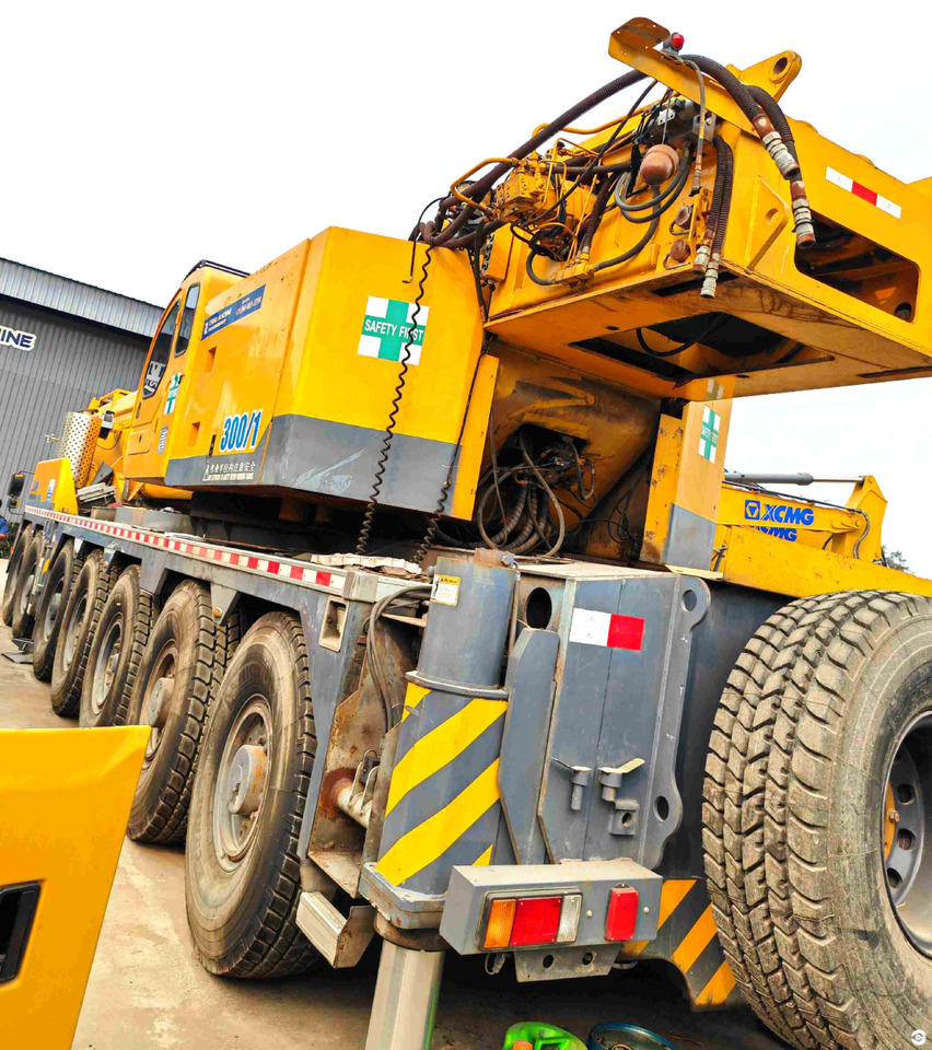 XCMG QAY300 300ton all terrain crane truck price - Γερανός παντός εδάφους: φωτογραφία 4 XCMG QAY300 300ton all terrain crane truck price - Γερανός παντός εδάφους: φωτογραφία 4