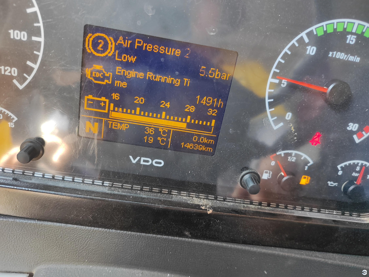 XCMG XCT100_M 100ton 2021 used mobile truck crane for sale - Τηλεσκοπικός γερανός: φωτογραφία 4 XCMG XCT100_M 100ton 2021 used mobile truck crane for sale - Τηλεσκοπικός γερανός: φωτογραφία 4