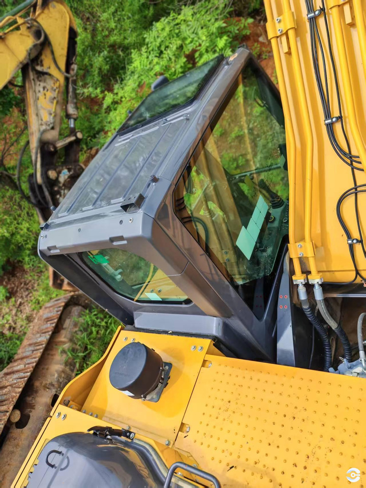 XCMG XE245G 24ton medium diesel excavator with good condition for sale - Ερπυστριοφόρος εκσκαφέας: φωτογραφία 2 XCMG XE245G 24ton medium diesel excavator with good condition for sale - Ερπυστριοφόρος εκσκαφέας: φωτογραφία 2