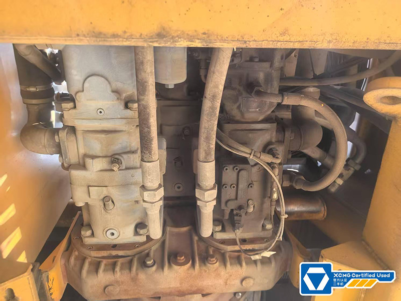 XCMG XGC500 500ton used hydraulic lift machine price - Ερπυστριοφόρος γερανός: φωτογραφία 4 XCMG XGC500 500ton used hydraulic lift machine price - Ερπυστριοφόρος γερανός: φωτογραφία 4