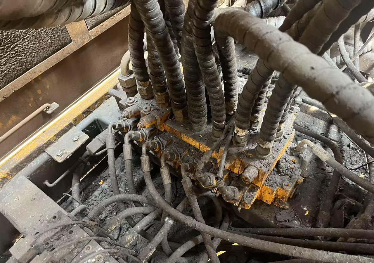 XCMG XR220D mobile crawler rotary drilling rig 25m - Μηχάνημα διάτρησης: φωτογραφία 2 XCMG XR220D mobile crawler rotary drilling rig 25m - Μηχάνημα διάτρησης: φωτογραφία 2