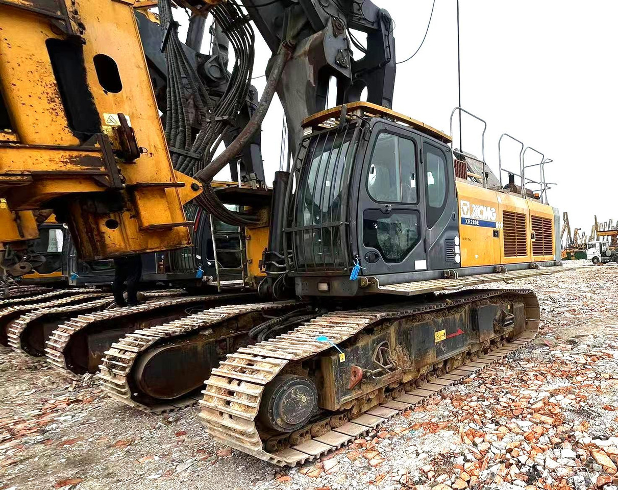 XCMG XR240E second hand rotary drilling rig pile machine price - Μηχάνημα διάτρησης: φωτογραφία 5 XCMG XR240E second hand rotary drilling rig pile machine price - Μηχάνημα διάτρησης: φωτογραφία 5