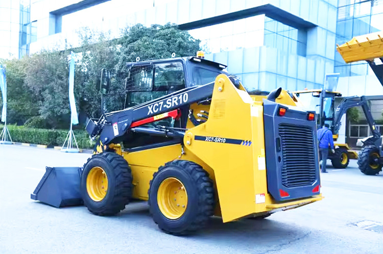 Φορτωτής πλάγιας ολίσθησης XCMG diesel skid steer wheel loader XC7-SR10 1ton machine price: φωτογραφία 5 Φορτωτής πλάγιας ολίσθησης XCMG diesel skid steer wheel loader XC7-SR10 1ton machine price: φωτογραφία 5