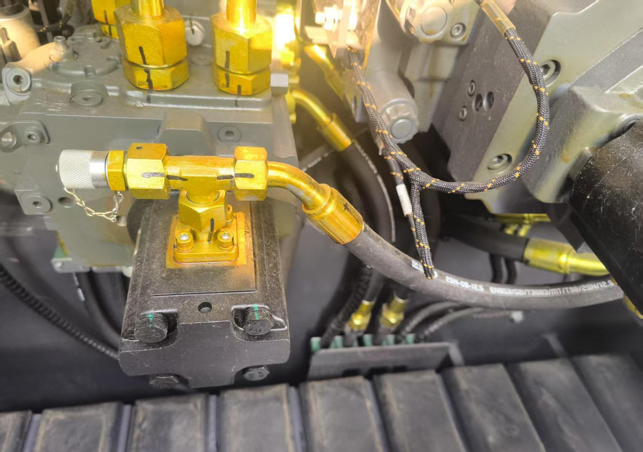 XCMG official used asphalt paver RP905IV Concrete machine - Διαστρωτήρας ασφάλτου: φωτογραφία 3 XCMG official used asphalt paver RP905IV Concrete machine - Διαστρωτήρας ασφάλτου: φωτογραφία 3