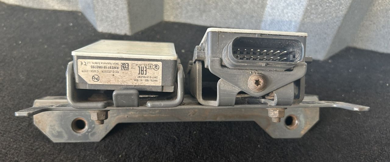 ACTROS MP4 RBZ RADAR CONTROL MODULE - Ηλεκτρονική μονάδα ελέγχου: φωτογραφία 3 ACTROS MP4 RBZ RADAR CONTROL MODULE - Ηλεκτρονική μονάδα ελέγχου: φωτογραφία 3