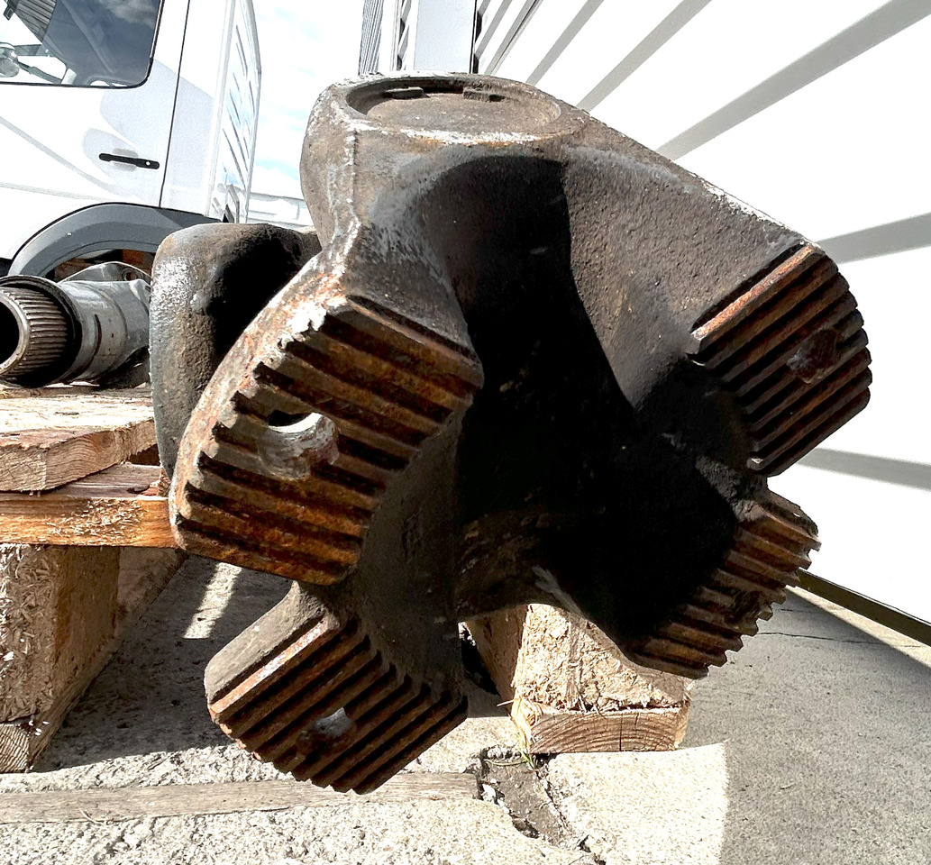 DAF CF EURO 6 440 DRIVE SHAFT LENGTH 1640 MM - Κεντρικοί άξονες: φωτογραφία 4 DAF CF EURO 6 440 DRIVE SHAFT LENGTH 1640 MM - Κεντρικοί άξονες: φωτογραφία 4