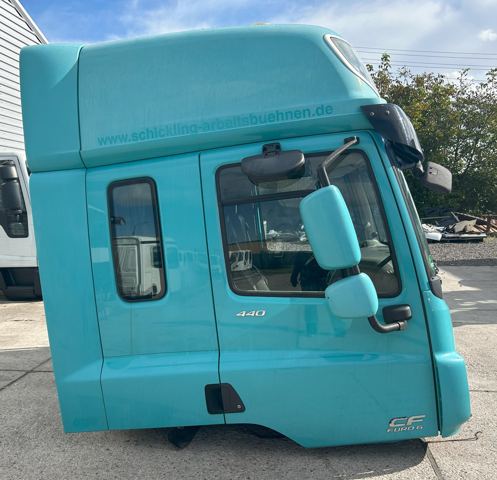 DAF CF EURO 6 SPACE CAB - Καμπίνα: φωτογραφία 3 DAF CF EURO 6 SPACE CAB - Καμπίνα: φωτογραφία 3