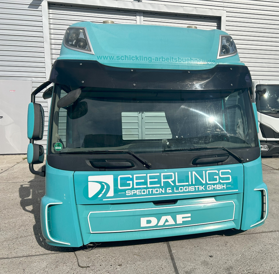 DAF CF EURO 6 SPACE CAB - Καμπίνα: φωτογραφία 2 DAF CF EURO 6 SPACE CAB - Καμπίνα: φωτογραφία 2