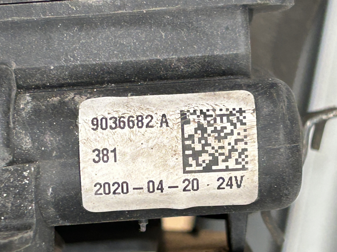 DAF TUBE THREE-WAY VALVE WEBASTO WATER 9036682 - Ανταλλακτικό AC: φωτογραφία 3 DAF TUBE THREE-WAY VALVE WEBASTO WATER 9036682 - Ανταλλακτικό AC: φωτογραφία 3